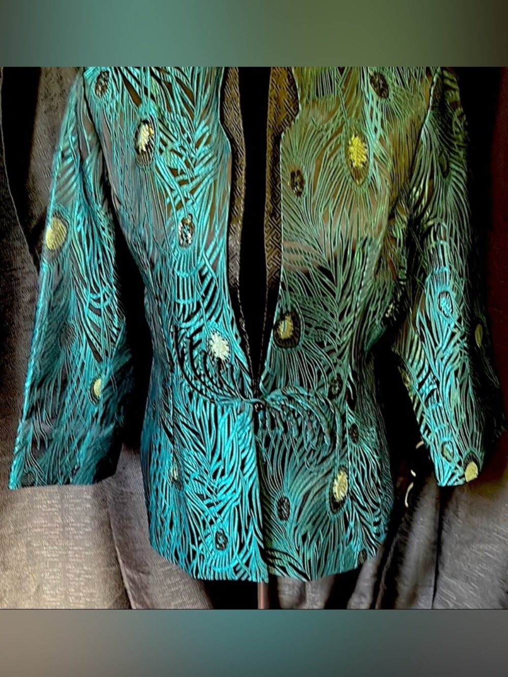 Elegant Dragon Silk Peacock Feather Women's Jacket Coat - Picture 2 of 16